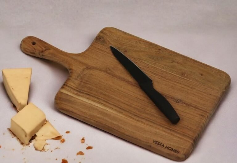 Vesta Homes Acacia Wooden Chopping Board