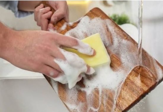 wooden chopping board wash with soap